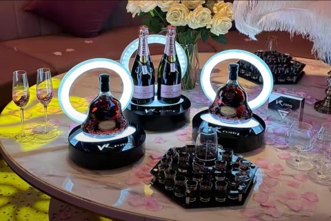 黑河正规夜场KTV招聘，提供住宿无杂费不需要经验